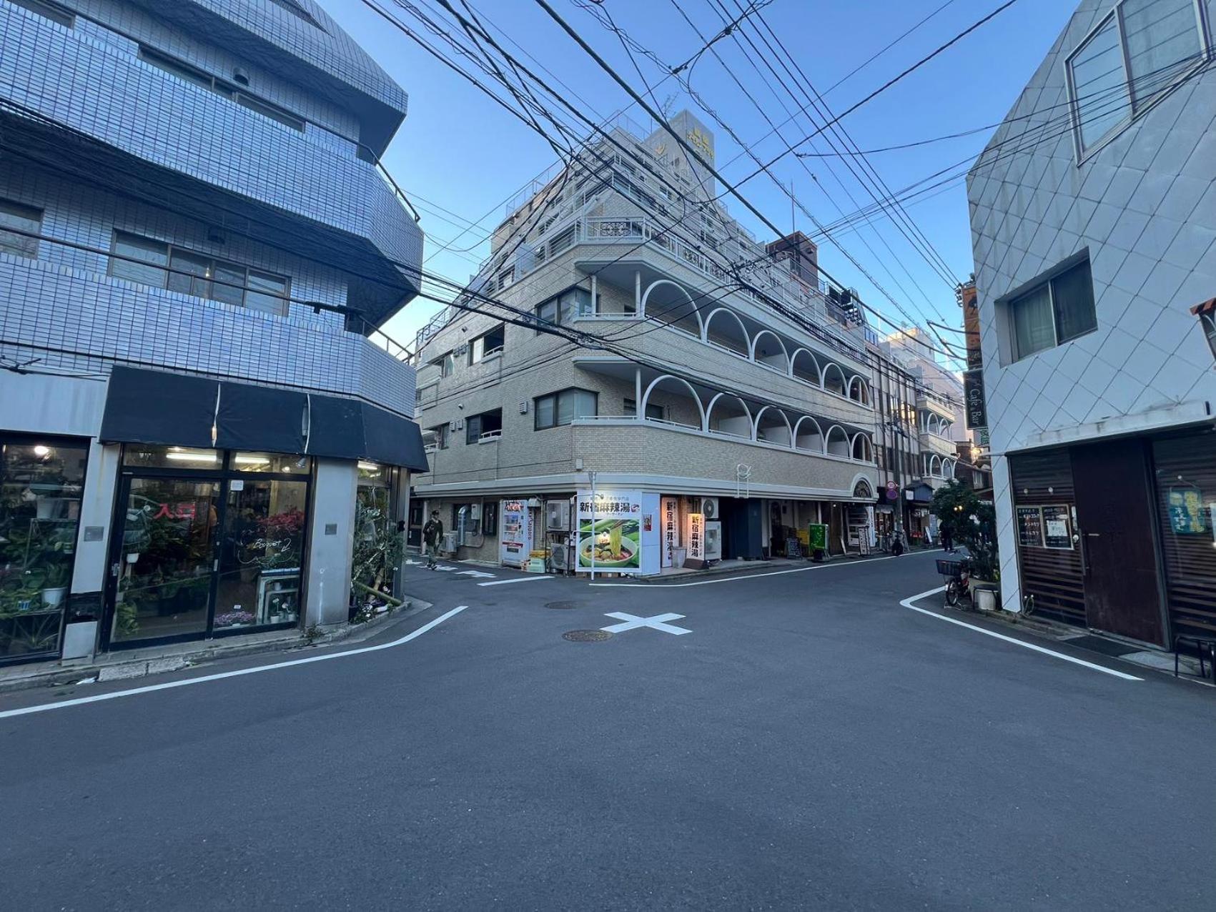 X43新宿中心 超级商圈 交通枢纽 新宿车站8分钟 最大4人 Shinjuku Center 8 Mins To St Max 4p 直达新宿 涉谷 表参道 品川 池袋 上野 代代木 银座 原宿 Tōkyō